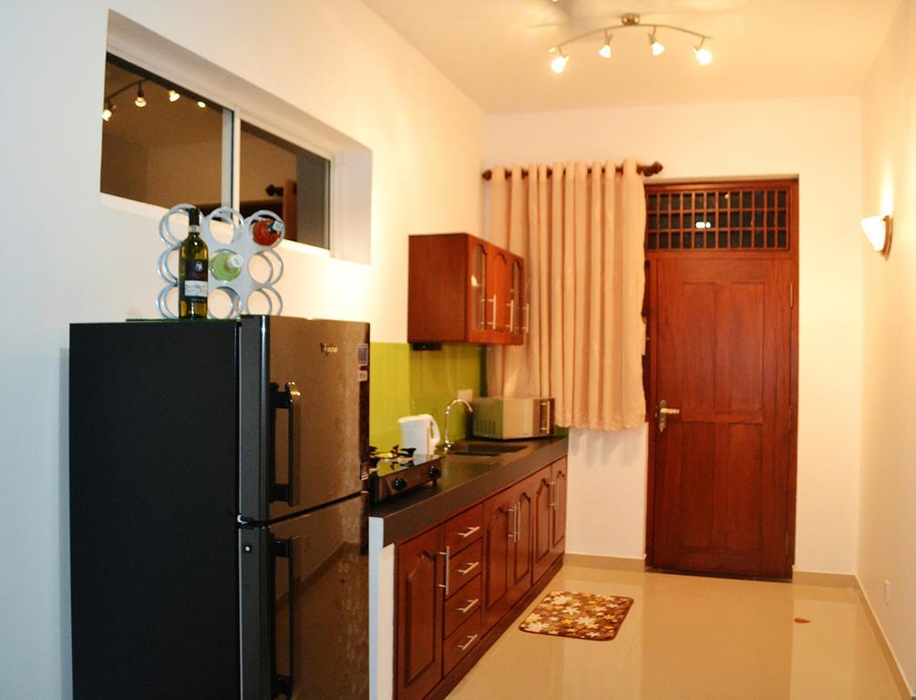 Orchidee Apartments Dehiwala-Mount Lavinia Exterior photo